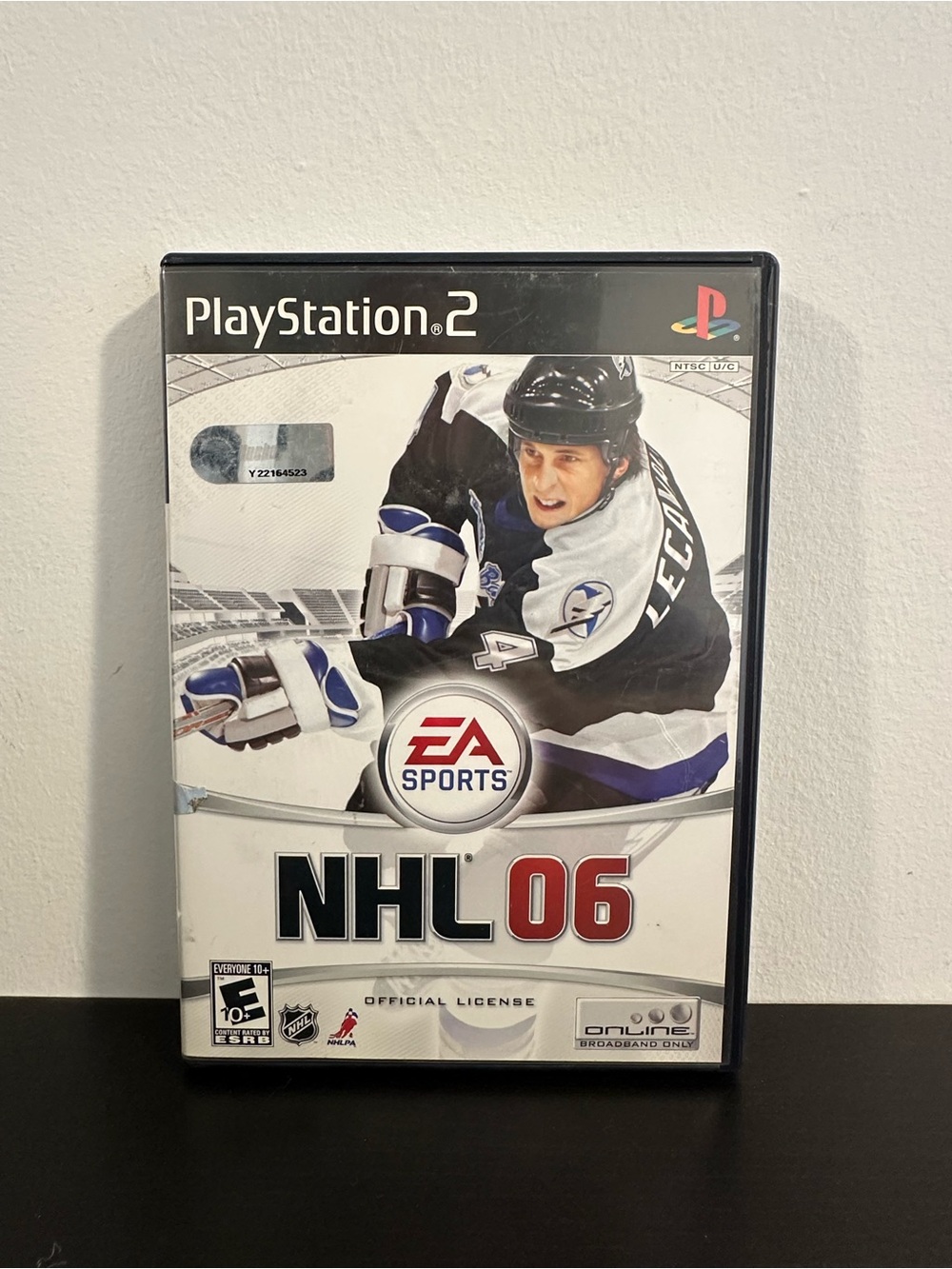 NHL 06 Sony PlayStation 2 PS2 Tested Working Game Disc & Case - Picture 2 of 5
